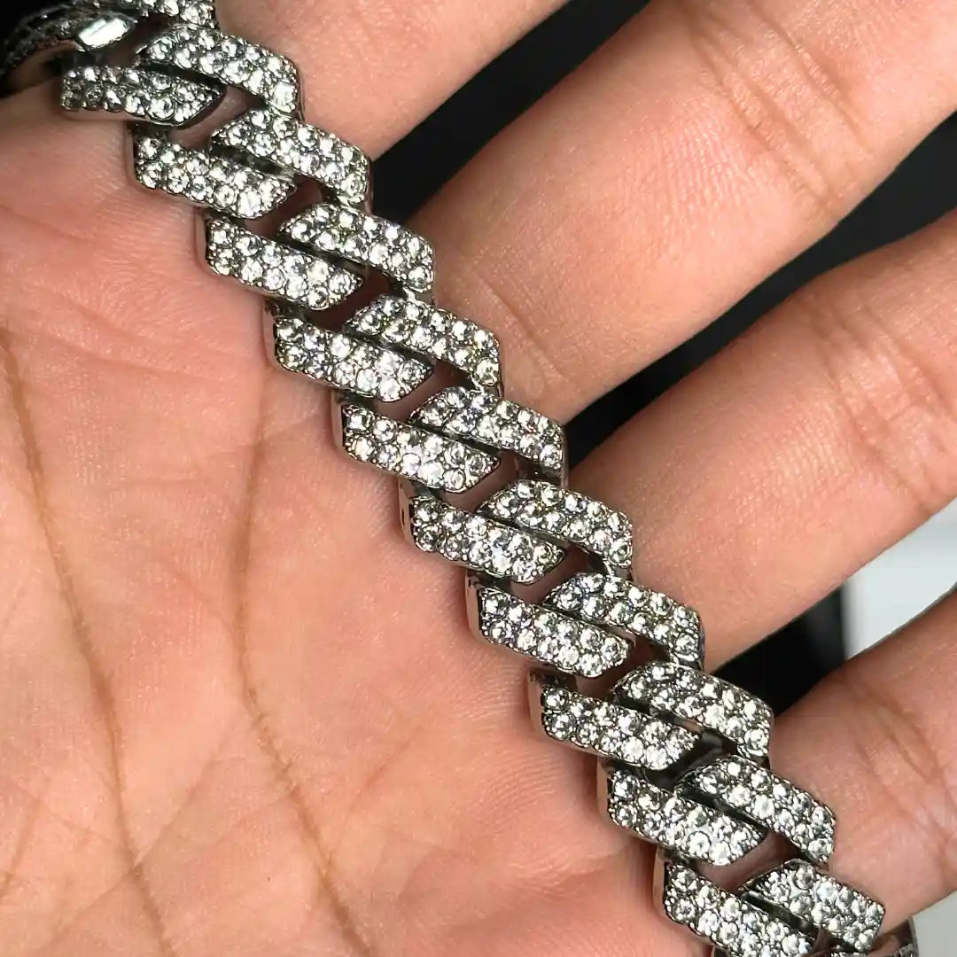 Iced Cuban Bracelet - Divin Luxe